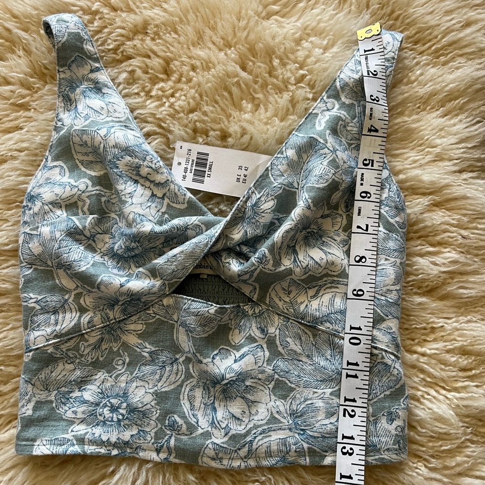 Abercrombie & Fitch Floral Twist-Front Linen Blend Cutout. Size XXS - Picture 5 of 9